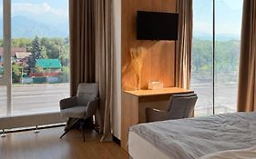 Mosh Mosh Boutique Hotel